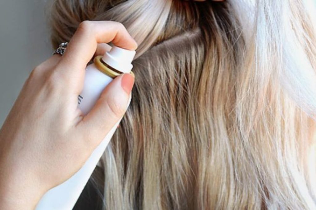 How to use dry shampoo
