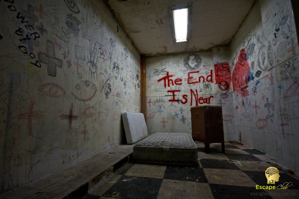 Escape club