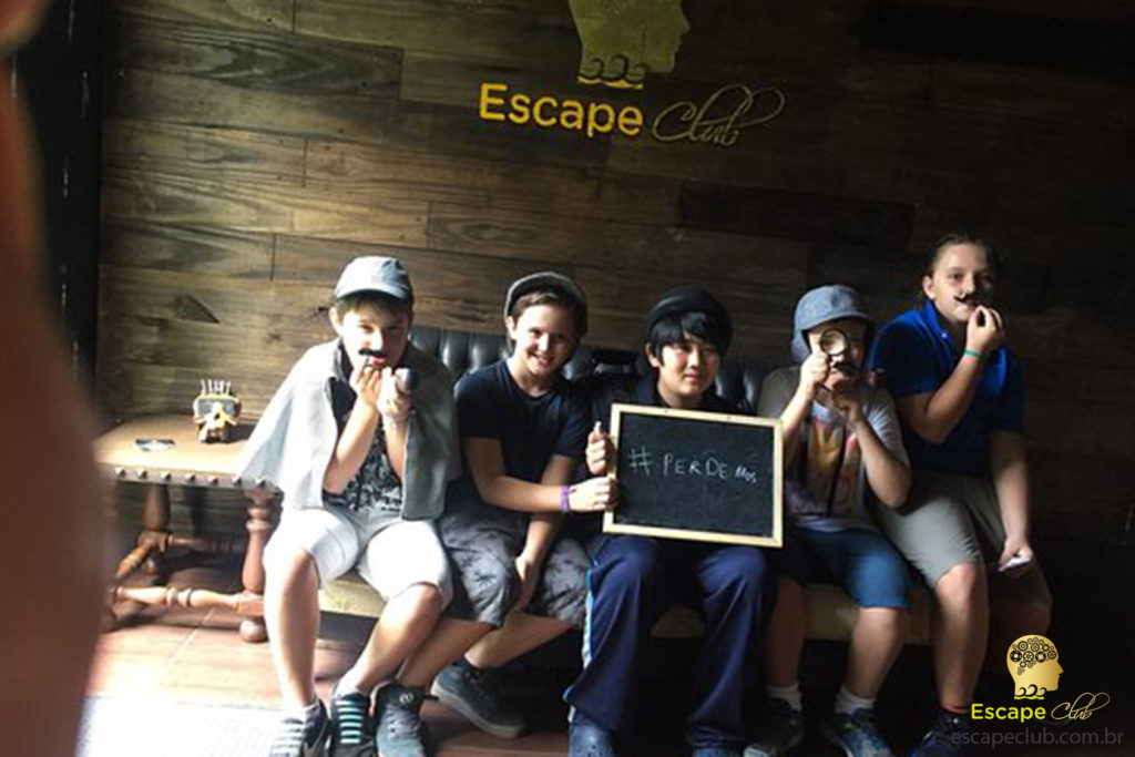 Escape club